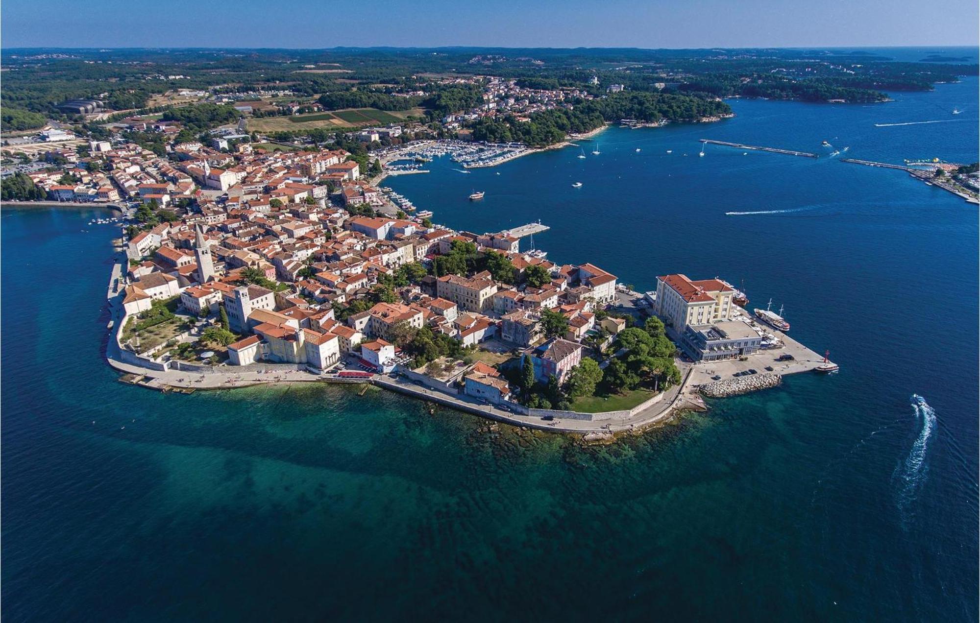 3 Bedroom Gorgeous Apartment In Porec Ngoại thất bức ảnh